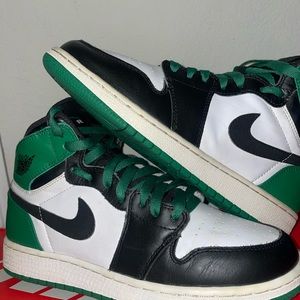 Jordan 1 defining moments Celtics (gs) size 6Y